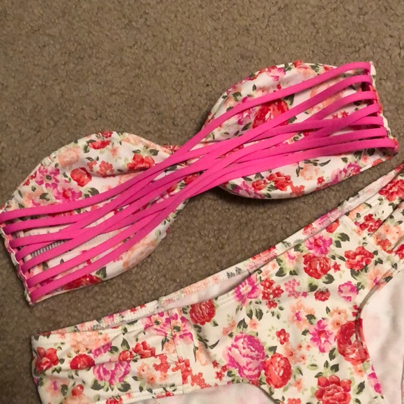 Abercrombie & Fitch Bikini - Picture 2 of 4